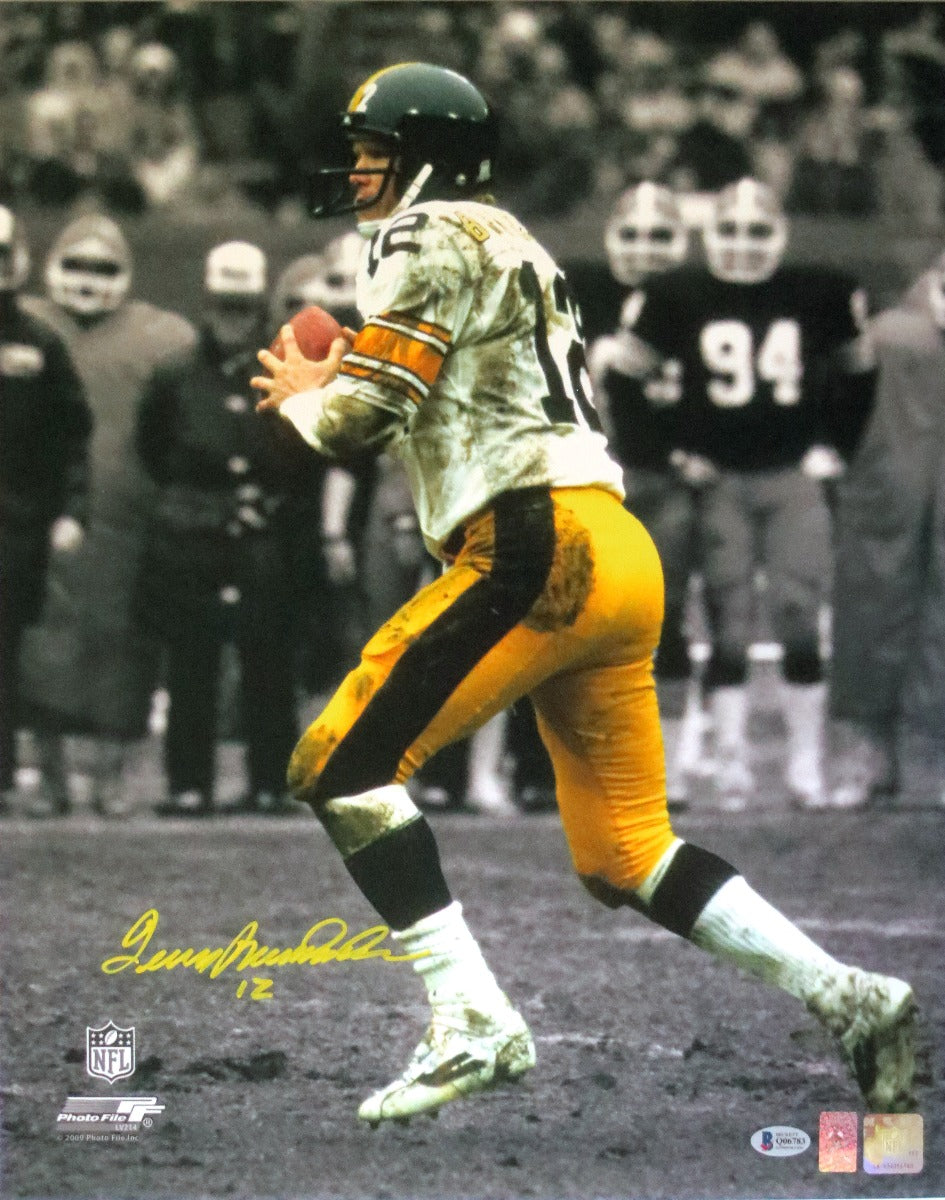 Terry Bradshaw Autographed Pittsburgh Steelers Spotlight 16x20 Photo Beckett Authenticated