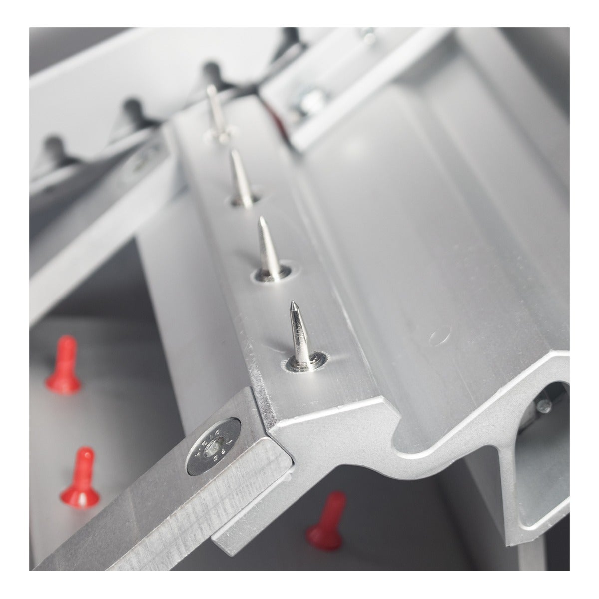 Gill Athletics Fusion F10 Starting Block Angled spikes in base of pedals guarantee no slipping during explosive starts. Spikes sold separately