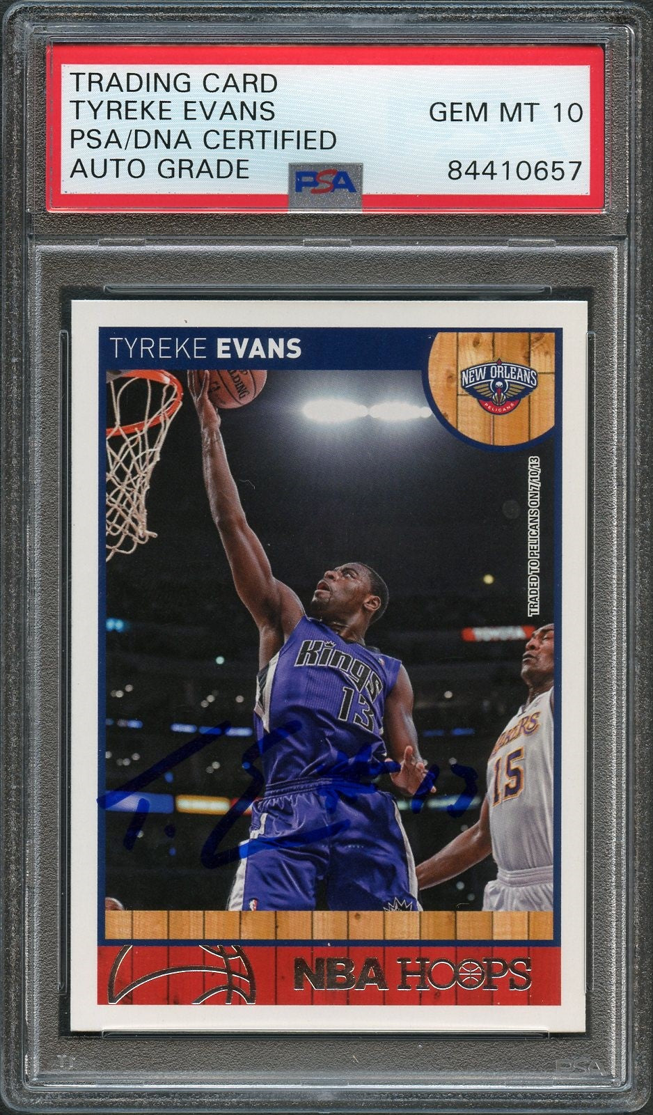 Front of Tyreke Evans NBA Hoops #181 signed card in PSA/DNA holder