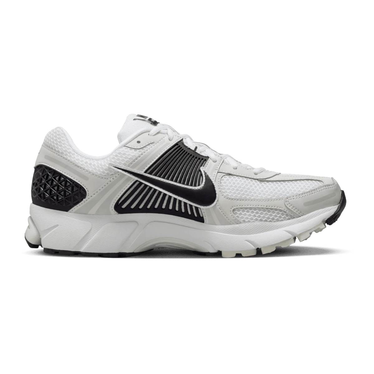 Nike Zoom Vomero 5 Men's Sneakers — White/Black Mesh Low-Top
