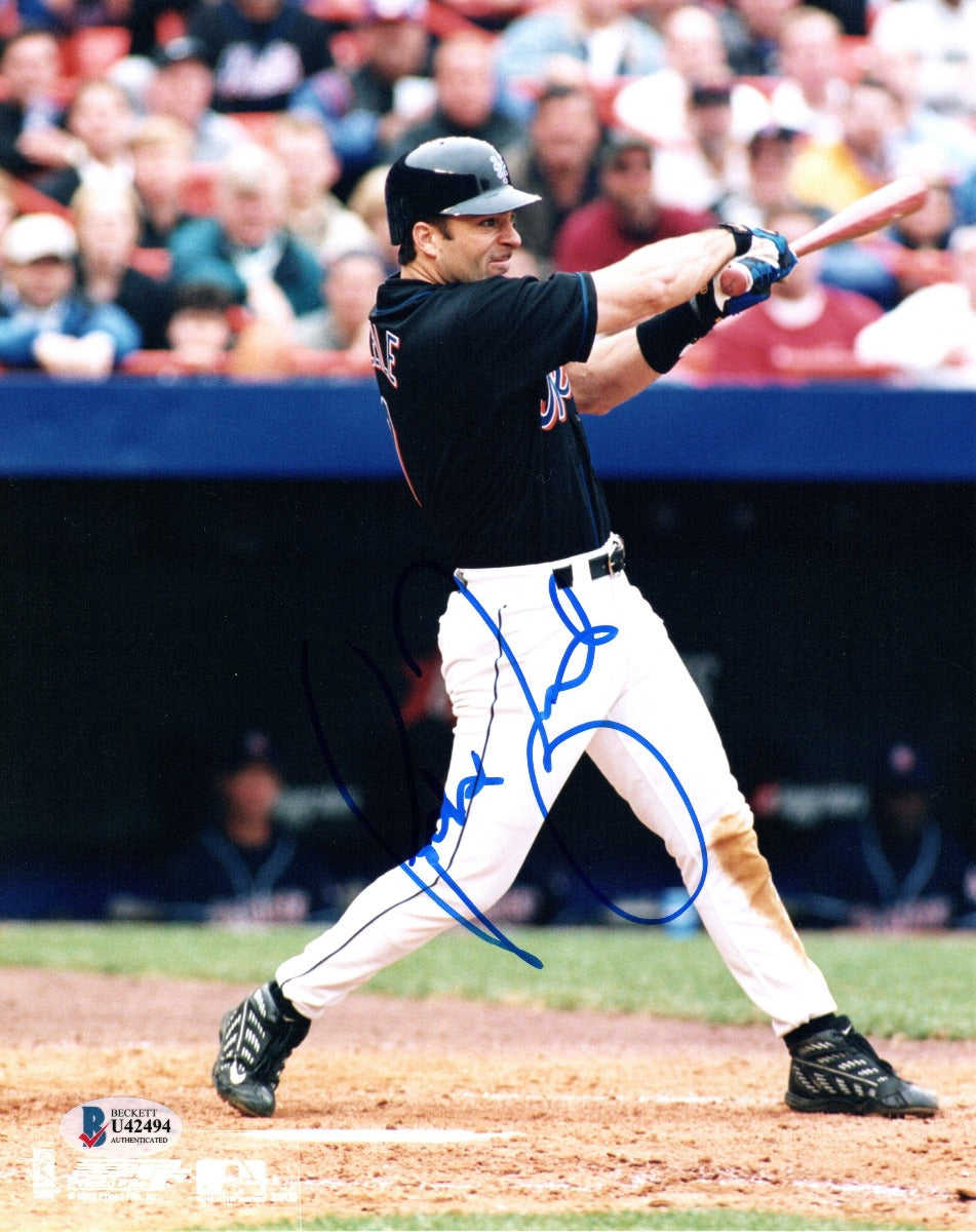 Todd Zeile Autographed New York Mets 8x10 Photo Beckett Authenticated