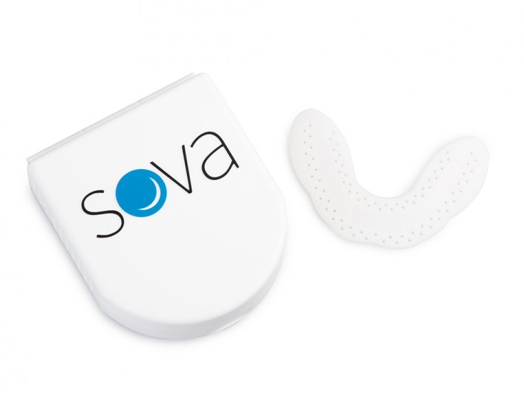 SOVA | Protector nocturno de pulido removible Dental Aero | Con caso